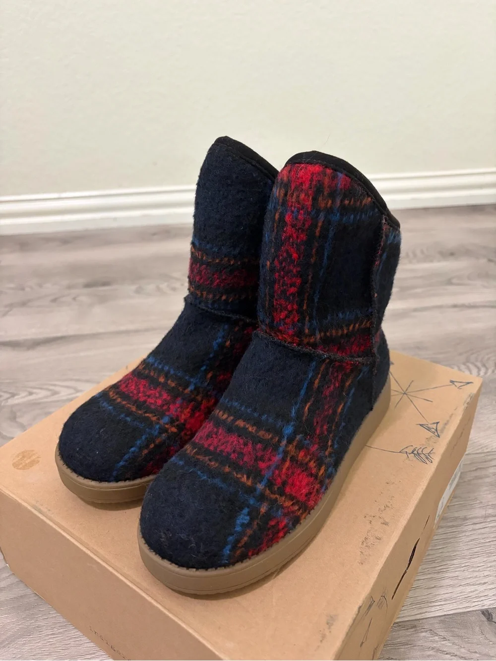 Indigo Plaid Faux-Fur Lined Winter Boots in Navy, Red & Blue